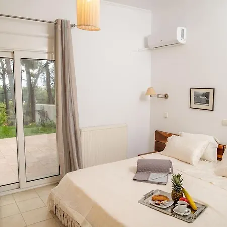 Villa Pines
