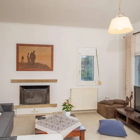 Pines 别墅 Sgourou