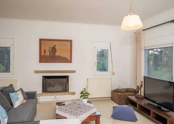 Pines 别墅 Sgourou